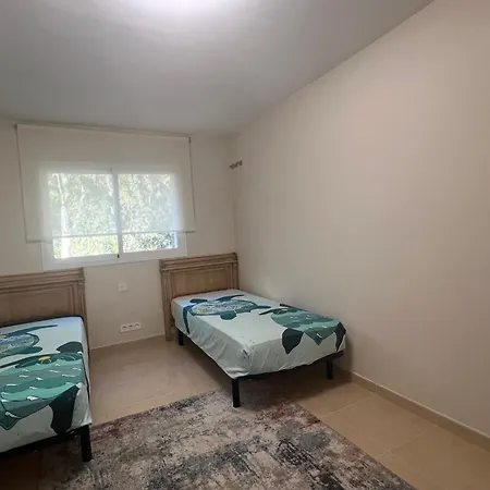 Park Apartment *